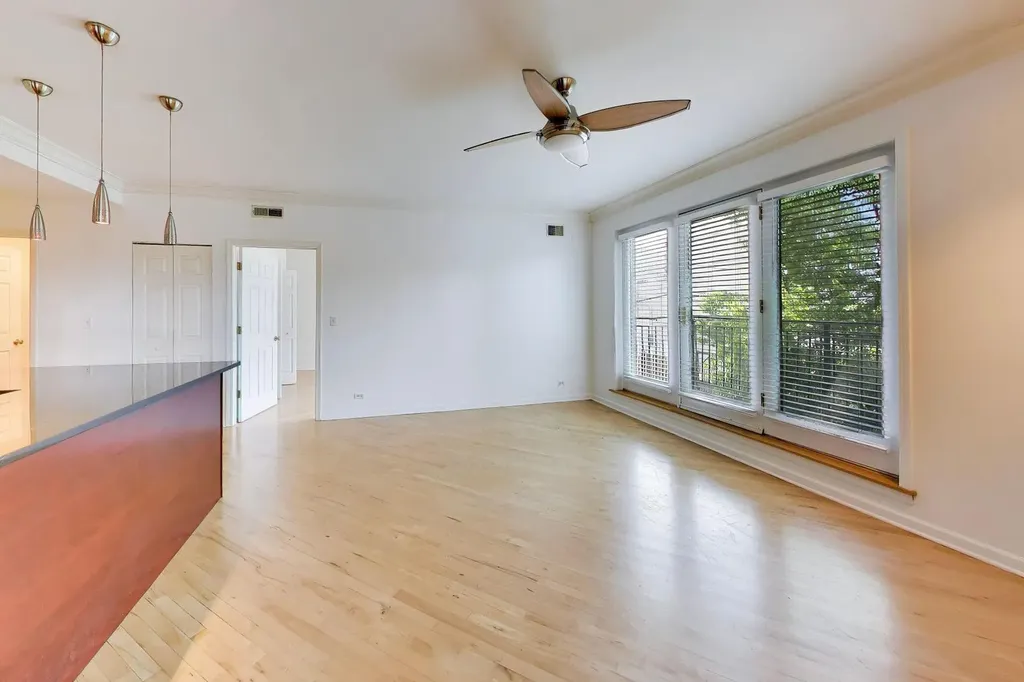 815 North Marshfield Avenue Chicago IL 60622