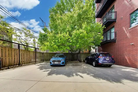 815 North Marshfield Avenue Chicago IL 60622