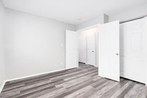 5619 Allemong Drive Matteson IL 60443
