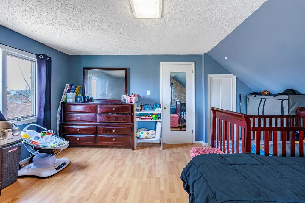 8009 South Kolin Avenue Chicago IL 60652