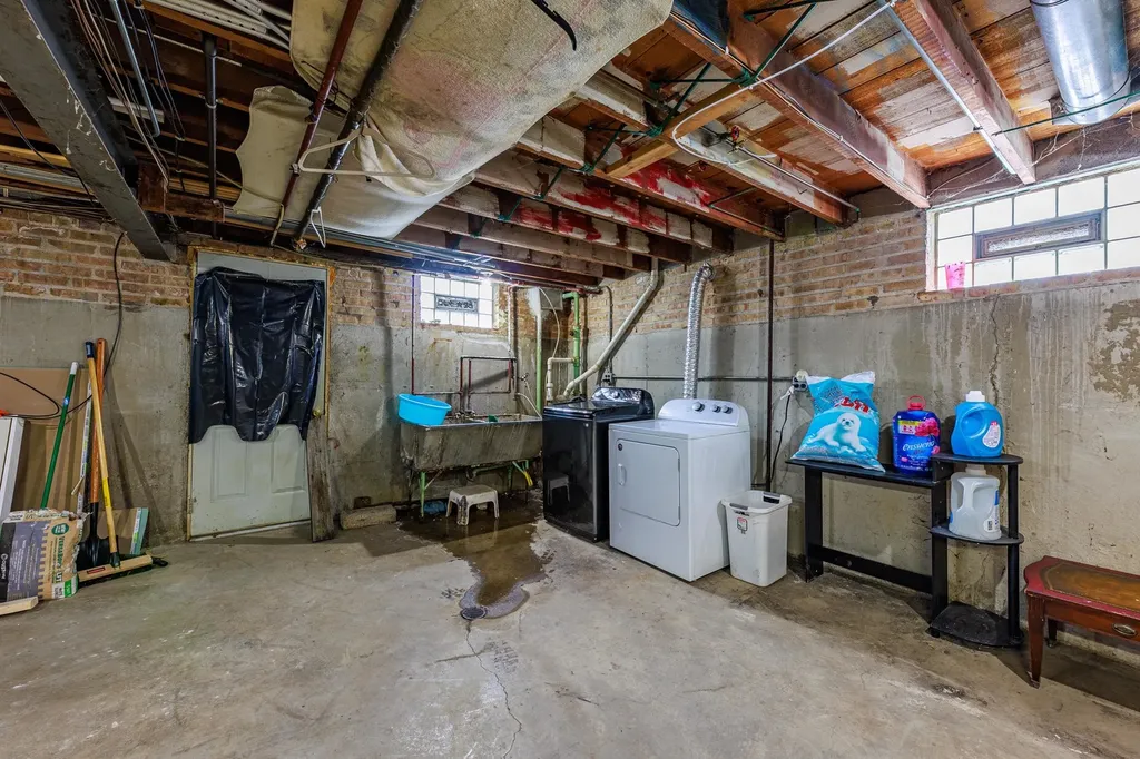 8009 South Kolin Avenue Chicago IL 60652