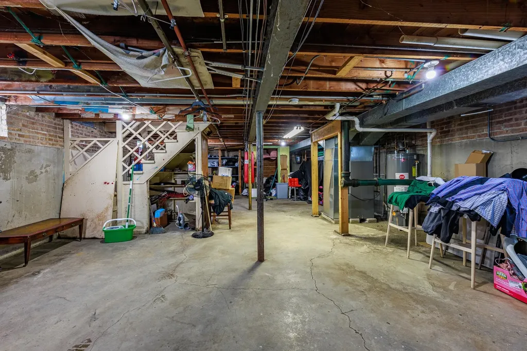 8009 South Kolin Avenue Chicago IL 60652