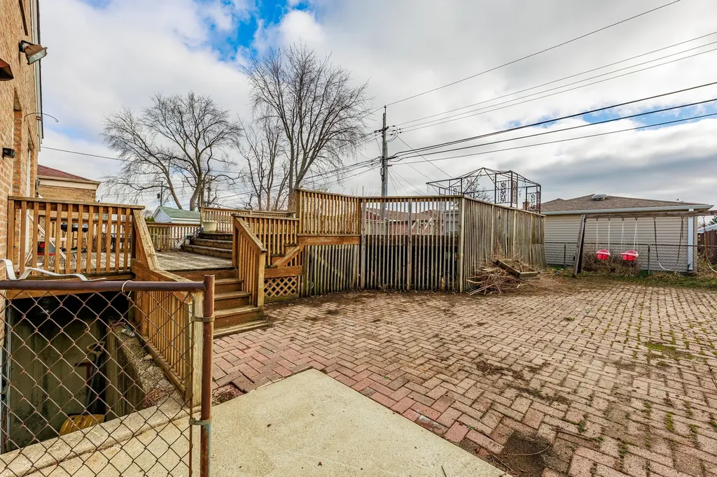 8009 South Kolin Avenue Chicago IL 60652