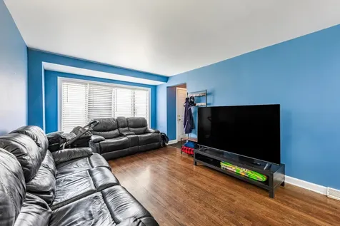 8009 South Kolin Avenue Chicago IL 60652