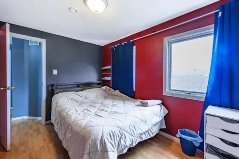8009 South Kolin Avenue Chicago IL 60652