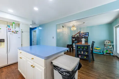 8009 South Kolin Avenue Chicago IL 60652