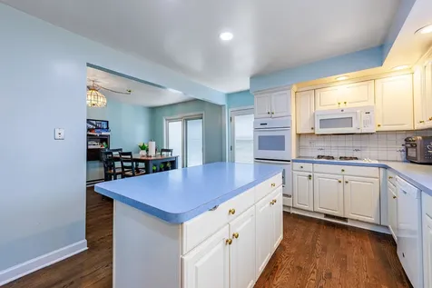 8009 South Kolin Avenue Chicago IL 60652