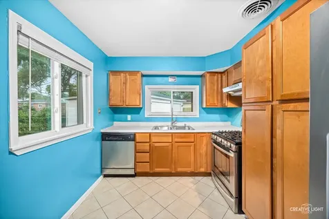 16228 Sussex Court Markham IL 60428