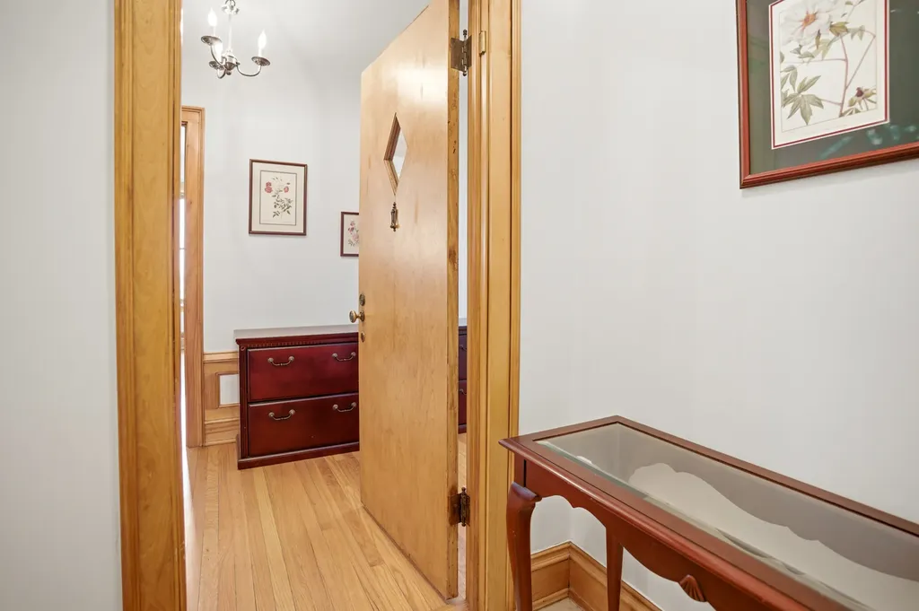 5421 South Cornell Avenue Chicago IL 60615