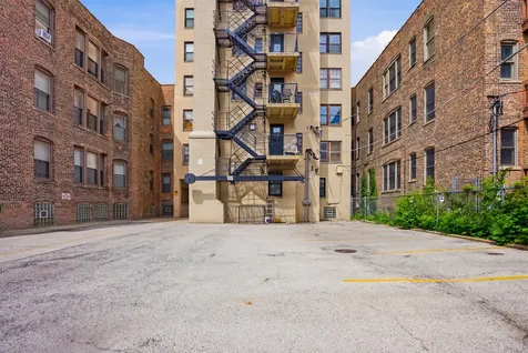 5421 South Cornell Avenue Chicago IL 60615