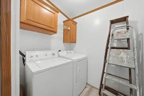 157 Sparrow Drive Lynwood IL 60411