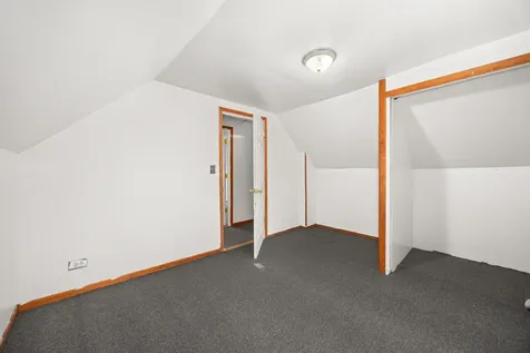 1527 Wentworth Avenue Calumet City IL 60409