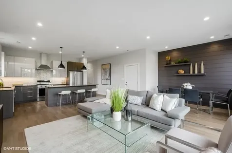 6242 South Greenwood Avenue Chicago IL 60637