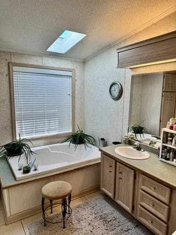 265 Tulip Circle Matteson IL 60443