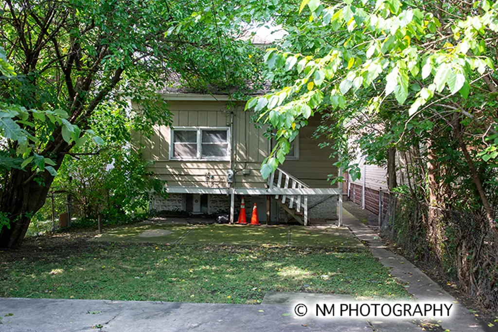 1333 West 71st Street Chicago IL 60636