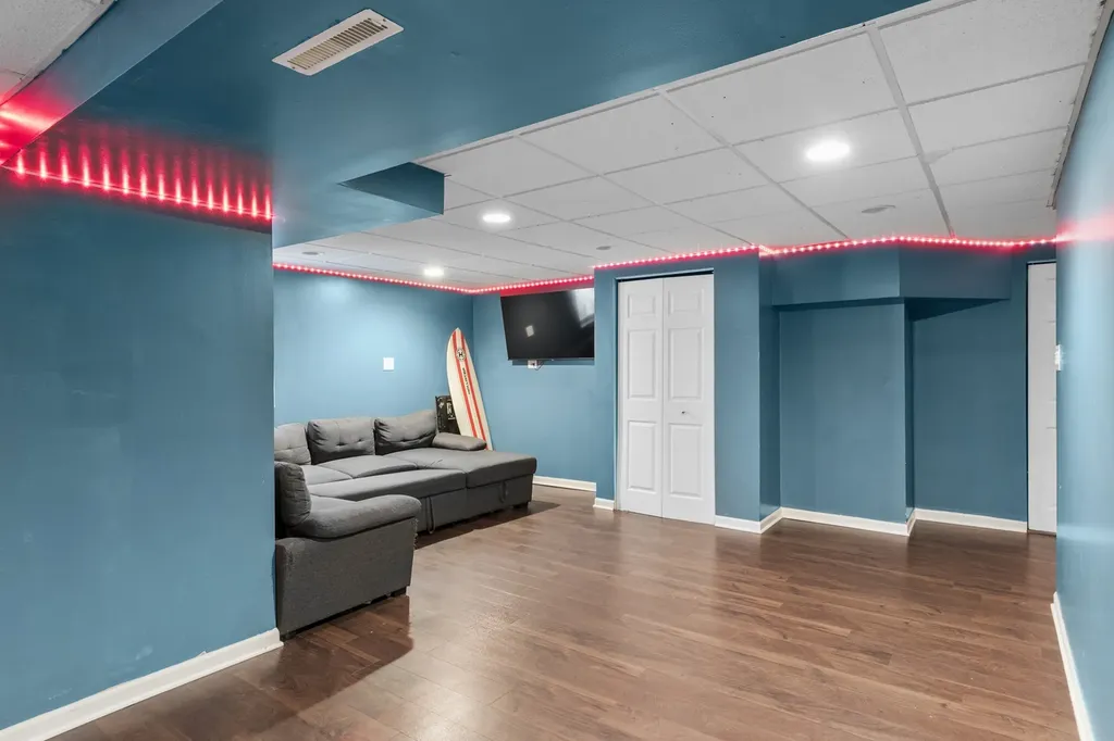909 Brompton Circle Bolingbrook IL 60440