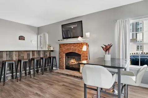 909 Brompton Circle Bolingbrook IL 60440
