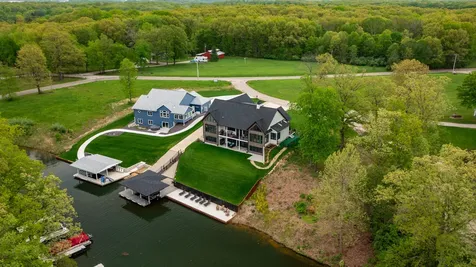 10028 East Pineridge Drive Effingham IL 62401