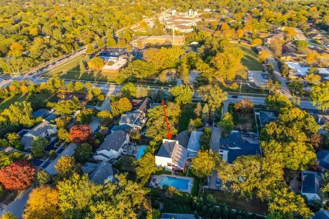 2100 Pfingsten Road Northbrook IL 60062