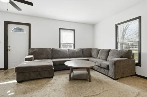 412 East Spruce Street Chatsworth IL 60921