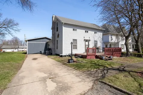 412 East Spruce Street Chatsworth IL 60921