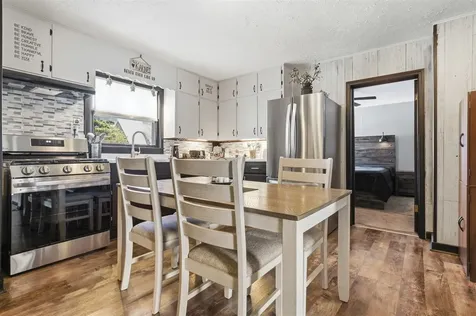 412 East Spruce Street Chatsworth IL 60921