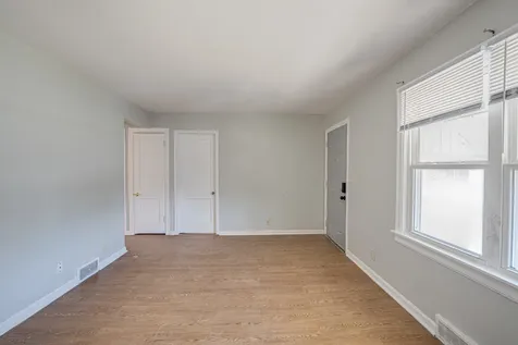 2208 Fremont Street Rockford IL 61103