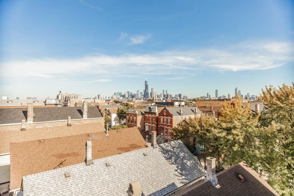 2018 South Loomis Street Chicago IL 60608