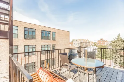 2018 South Loomis Street Chicago IL 60608
