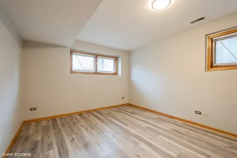 7411 North Claremont Avenue Chicago IL 60645