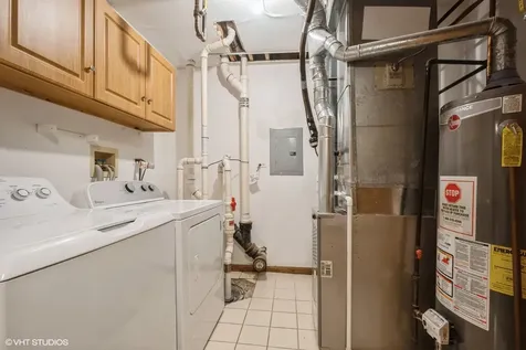 7411 North Claremont Avenue Chicago IL 60645