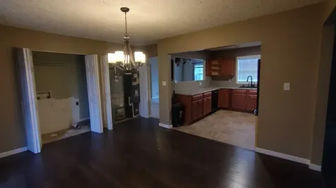 3 Apple Drive Mattoon IL 61938