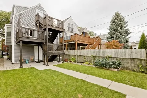 3121 North Monticello Avenue Chicago IL 60618