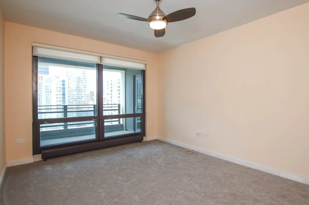 130 North Garland Court Chicago IL 60602