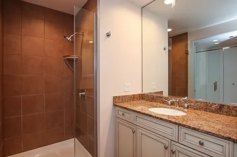 130 North Garland Court Chicago IL 60602