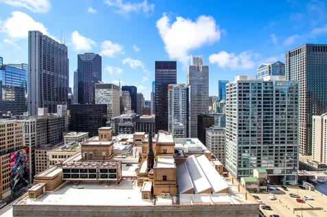 130 North Garland Court Chicago IL 60602