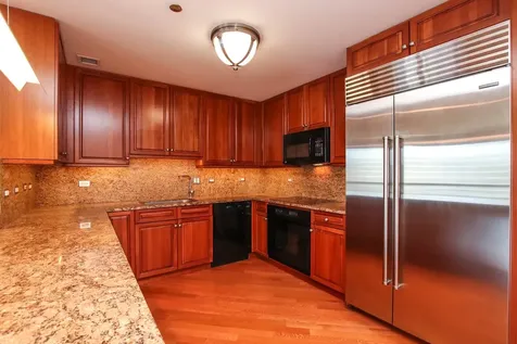 130 North Garland Court Chicago IL 60602