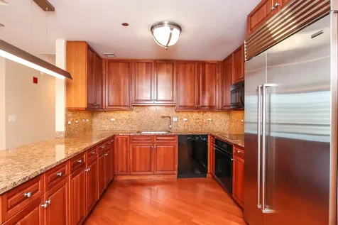 130 North Garland Court Chicago IL 60602