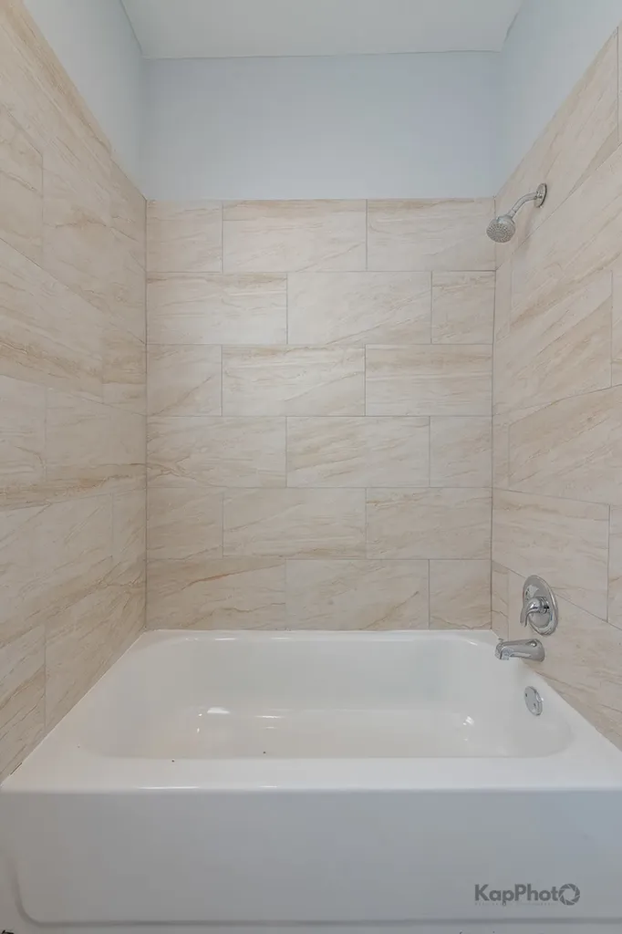 6259 West Peterson Avenue Chicago IL 60646
