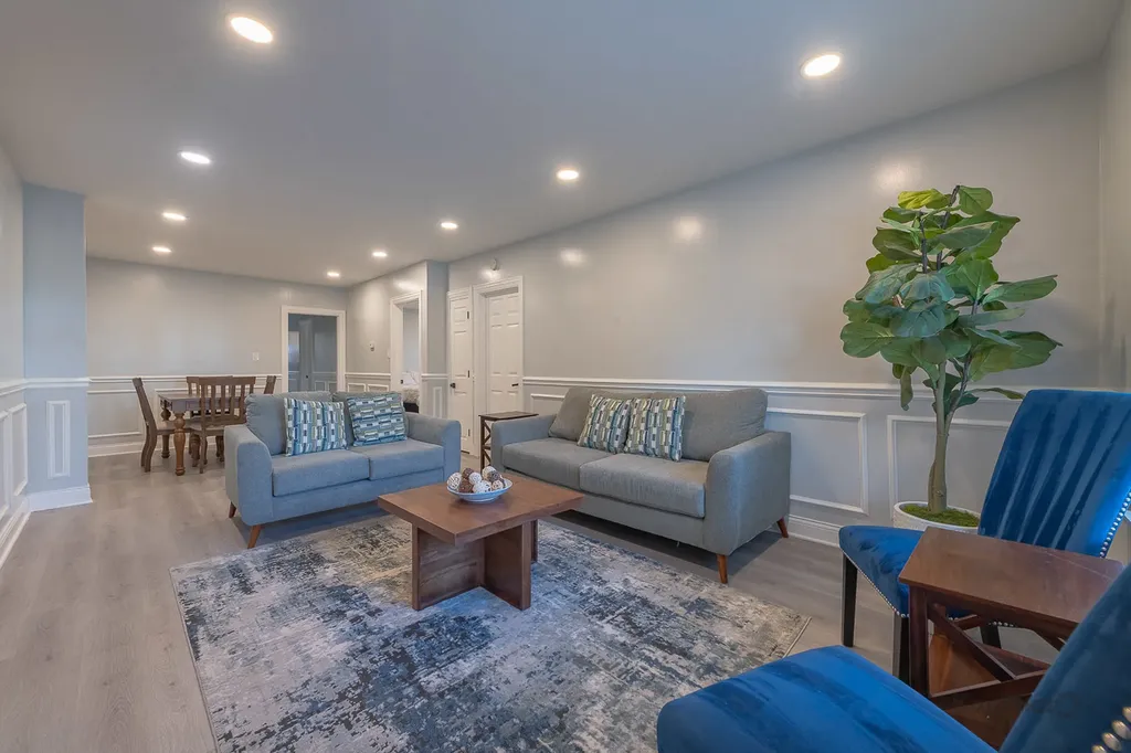 6259 West Peterson Avenue Chicago IL 60646