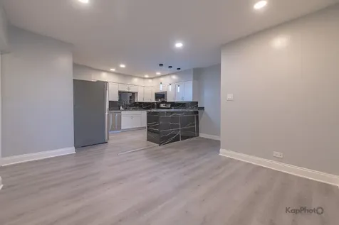 6259 West Peterson Avenue Chicago IL 60646