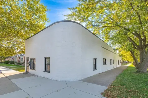 6259 West Peterson Avenue Chicago IL 60646