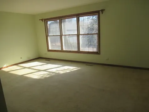 596 Windham Lane Naperville IL 60563