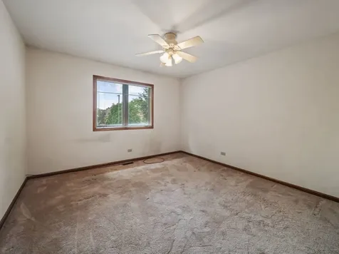 1775 Lakeview Drive Wheeling IL 60090