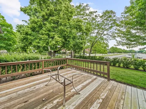 1775 Lakeview Drive Wheeling IL 60090