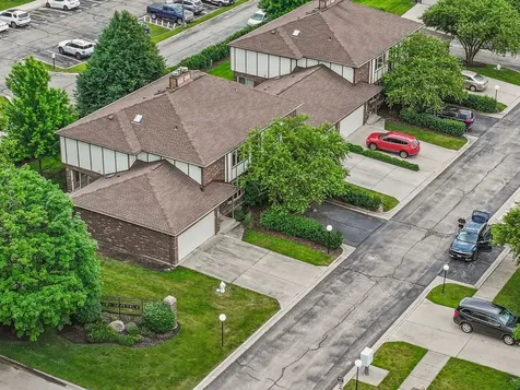 1775 Lakeview Drive Wheeling IL 60090
