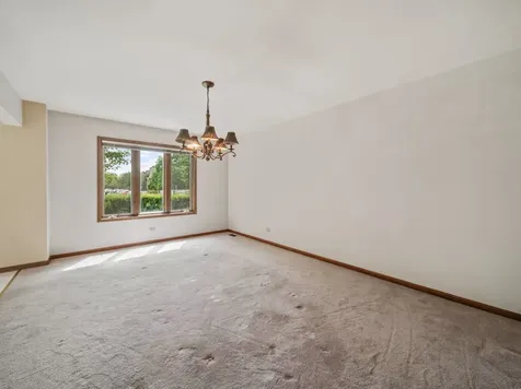 1775 Lakeview Drive Wheeling IL 60090