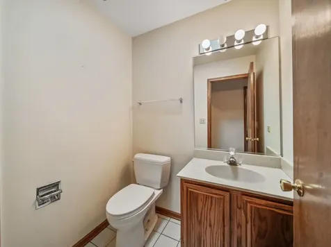 1775 Lakeview Drive Wheeling IL 60090