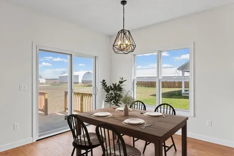 4 Foxtrot Lane Monticello IL 61856