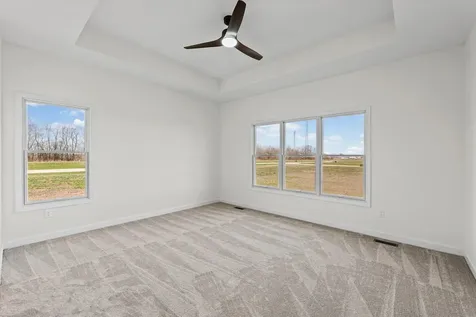 4 Foxtrot Lane Monticello IL 61856